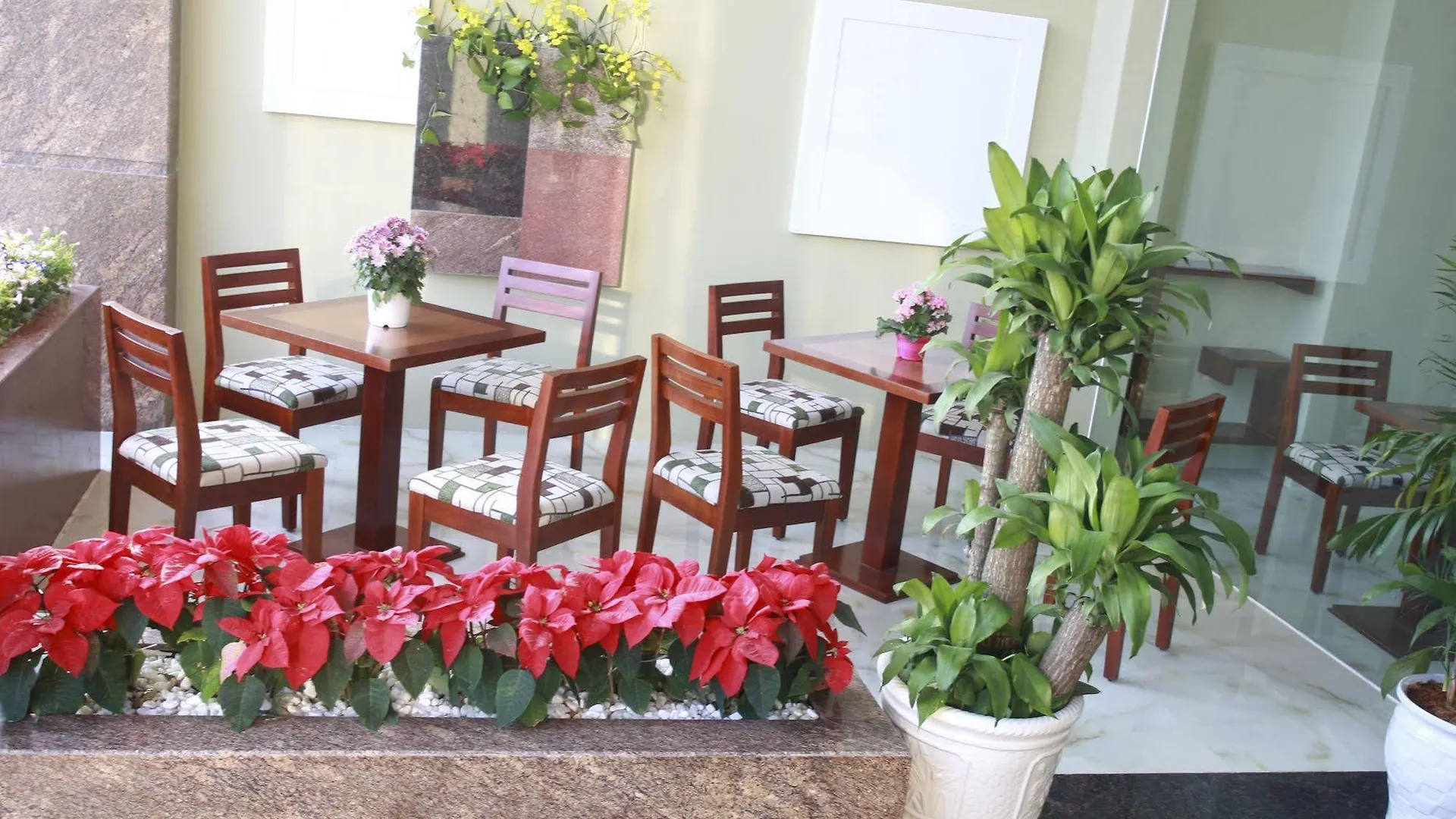 Green House Hotel Da Nang 3*,